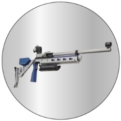 emblém B 82+